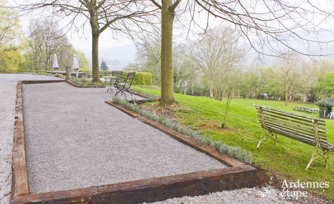 Chteau de luxe en Ardenne pour 28 personnes  Stavelot avec sauna, jacuzzi et aire de jeux