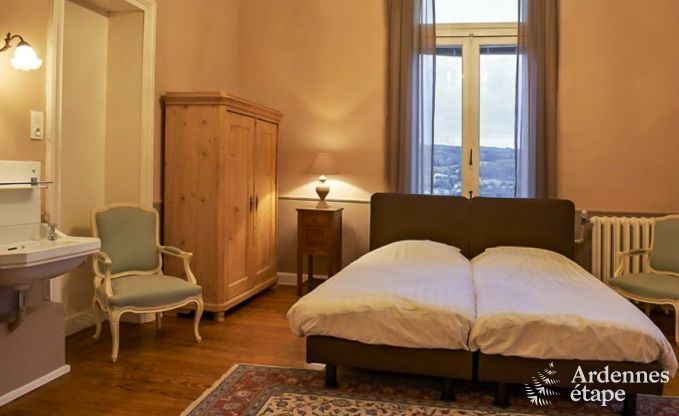 Chteau de luxe en Ardenne pour 28 personnes  Stavelot avec sauna, jacuzzi et aire de jeux