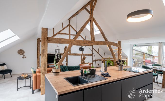 Chalet confortable pour 4 personnes � Stoumont avec 2 chambres et salles de bains jacuzzi ext�rieur et sauna