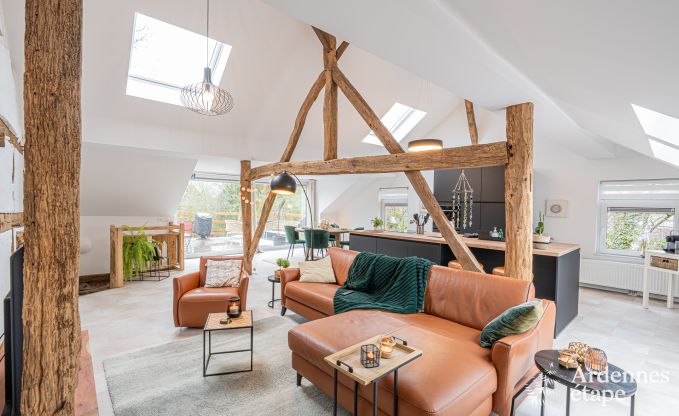 Chalet confortable pour 4 personnes � Stoumont avec 2 chambres et salles de bains jacuzzi ext�rieur et sauna