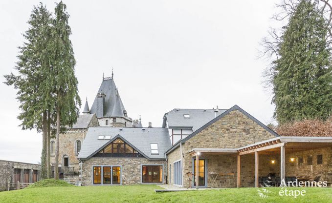 Ch�teau � Stoumont pour 22 personnes en Ardenne