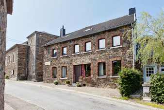 Spacieuse maison de vacances à louer pour 6 personnes à Stoumont