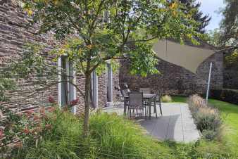 Ancienne grange transformée pour 6 personnes à Stoumont