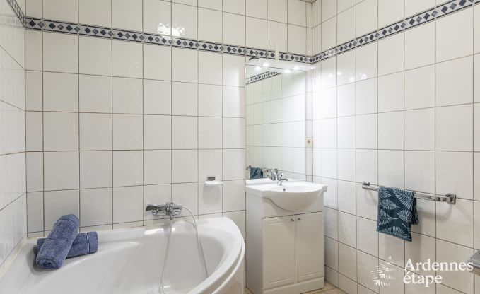 Maison de vacances � Stoumont pour 12 personnes en Ardenne