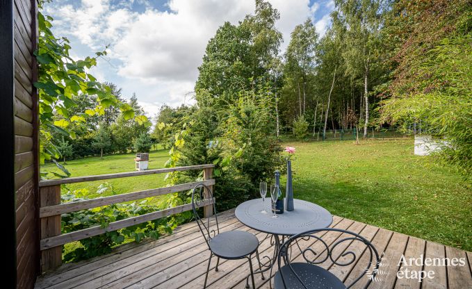 Chalet convivial  Tenneville pour 4 personnes/3 adultes avec 2 chambres, salle de jeux, coin bb et vue panoramique