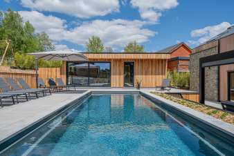 Gite de luxe avec piscine et wellness à Tenneville en Ardenne
