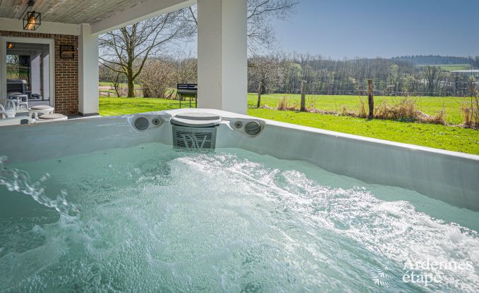 Villa de luxe  Theux pour 10 personnes avec salle de jeux, jacuzzi et proximit de Spa-Francorchamps