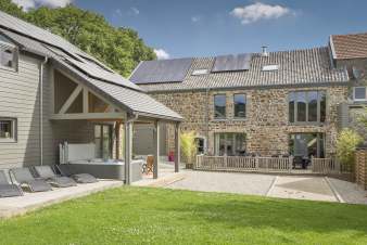 Charmante maison de vacances à Theux pour 14 personnes