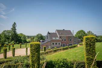 Gîte avec grand jardin et terrasse couverte à louer à Thimister-Clermont