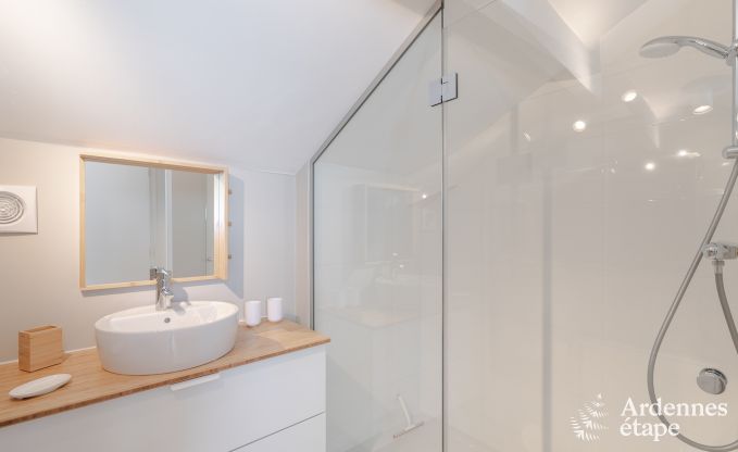 Maison de vacances  Tinlot pour 2/4 personnes en Ardenne