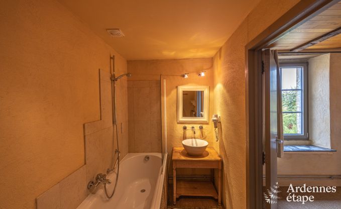 Maison de vacances � Torgny pour 22 personnes en Ardenne