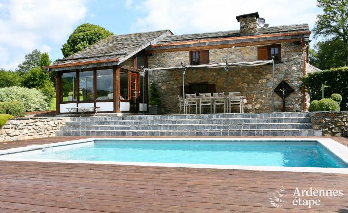 Gîte de vacances de luxe avec piscine et sauna pour 9 per. à Trois-Ponts