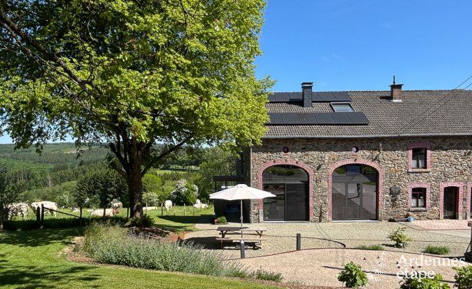 Ancienne grange rnove pour 10 personnes sur les Ctes de Wanne