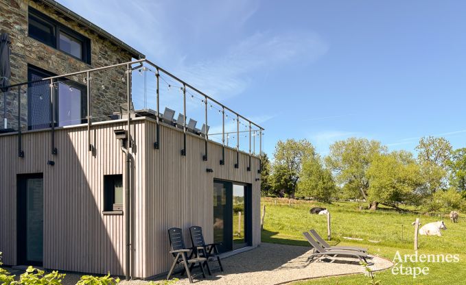 Ancienne grange rnove pour 10 personnes sur les Ctes de Wanne