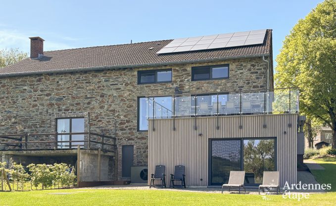 Ancienne grange rnove pour 10 personnes sur les Ctes de Wanne