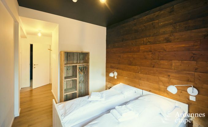 Spacieuse et luxueuse maison de vacances avec piscine � Trois-Ponts, Ardenne