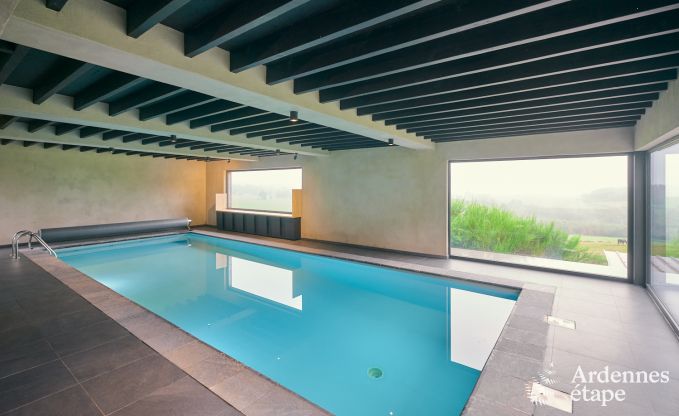 Spacieuse et luxueuse maison de vacances avec piscine � Trois-Ponts, Ardenne