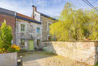 Charmante maison de vacances pour 6 personnes avec jacuzzi  Trooz, Ardenne