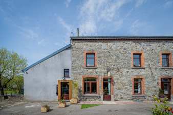 Maison de vacances unique à Vaux-sur-Sure pour 4 personnes