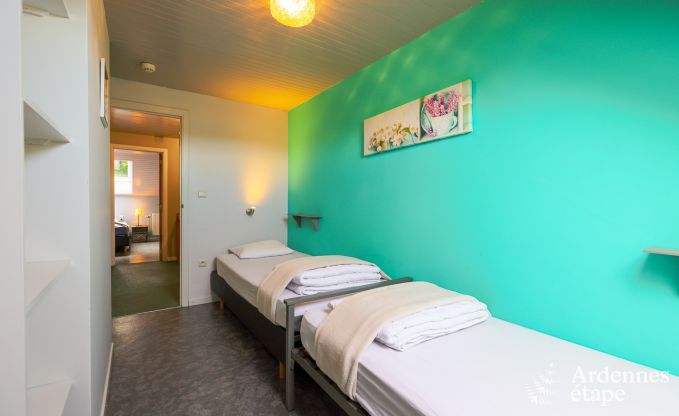 Vacances � la ferme � Vaux-sur-S�re pour 22 personnes en Ardenne