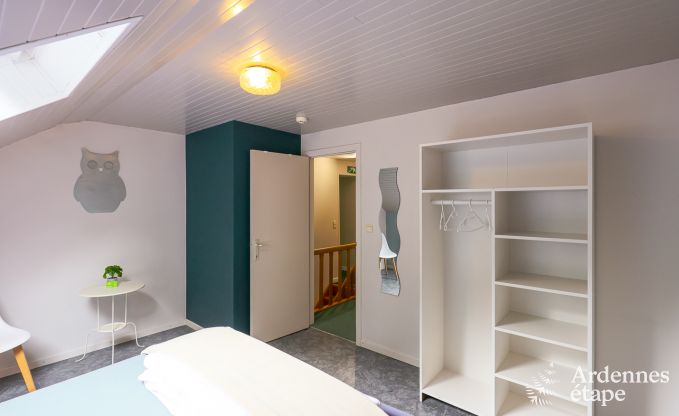 Vacances � la ferme � Vaux-sur-S�re pour 22 personnes en Ardenne