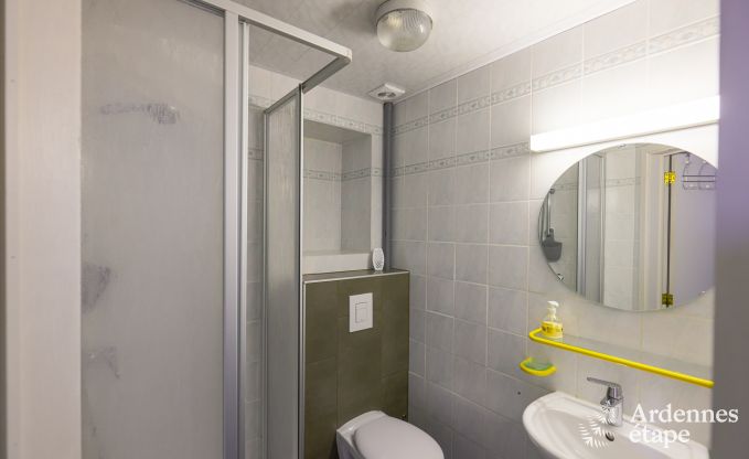 Vacances � la ferme � Vaux-sur-S�re pour 22 personnes en Ardenne