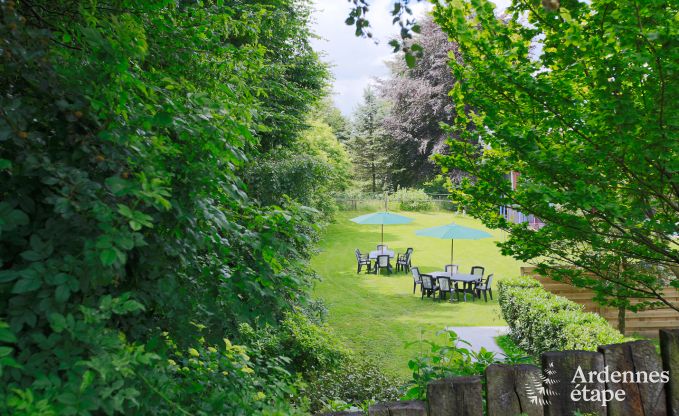 Vacances � la ferme � Vaux-sur-S�re pour 22 personnes en Ardenne