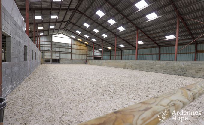 Vacances � la ferme � Vaux-sur-S�re pour 22 personnes en Ardenne