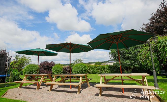 Vacances � la ferme � Vaux-sur-S�re pour 22 personnes en Ardenne