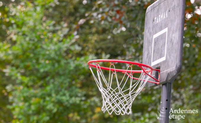 Vacances � la ferme � Vaux-sur-S�re pour 15 personnes en Ardenne