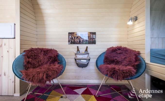 Gte insolite  Vaux-sur-Sure pour 2 personnes en Ardenne