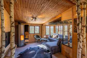 Chalet confortable pour 6 avec jardin privé et terrasse à Vencimont, Ardenne