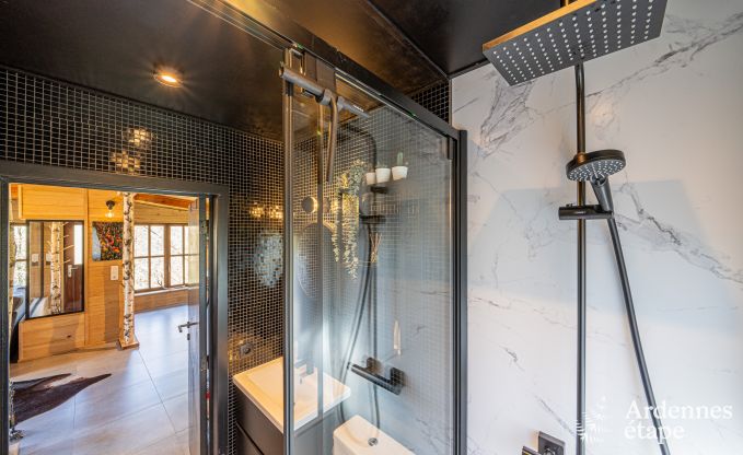 Chalet confortable dans le pittoresque Vencimont, Ardenne