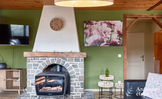 Charmant chalet  Vencimont pour 4-6 personnes : rnov en 2025, quipements adapts aux familles et emplacement adapt aux cyclistes