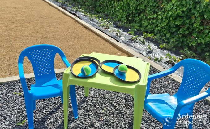 Charmant chalet  Vencimont pour 4-6 personnes : rnov en 2025, quipements adapts aux familles et emplacement adapt aux cyclistes