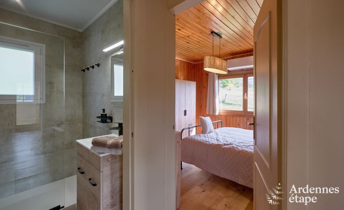 Charmant chalet  Vencimont pour 4-6 personnes : rnov en 2025, quipements adapts aux familles et emplacement adapt aux cyclistes