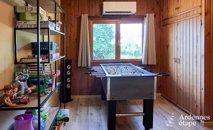 Charmant chalet  Vencimont pour 4-6 personnes : rnov en 2025, quipements adapts aux familles et emplacement adapt aux cyclistes