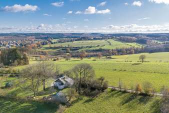Chalet à Vencimont : 6 personnes, équipements complets, nature en Ardenne