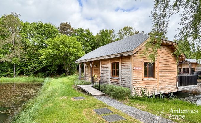 Maison sur pilotis exceptionnelle pour 4 personnes, sur un �tang � Vencimont