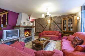 Maison de vacances accueillante authentique pour 12 pers. à Vencimont