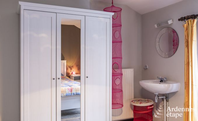 Maison de vacances � Vencimont pour 12 personnes en Ardenne