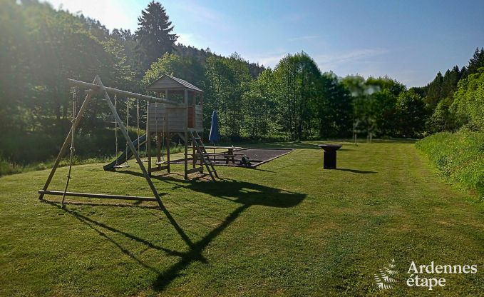 Maison de vacances  Vencimont pour 17 personnes en Ardenne