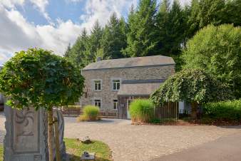 Ancien moulin rnov en gite 3* pour 17 personnes  Vencimont