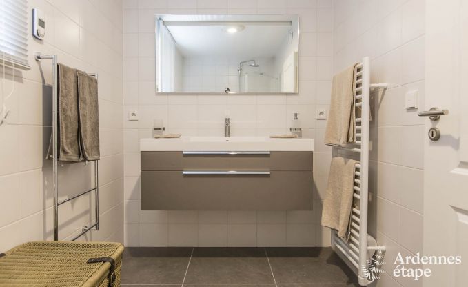 Maison de vacances � Vencimont pour 17 personnes en Ardenne