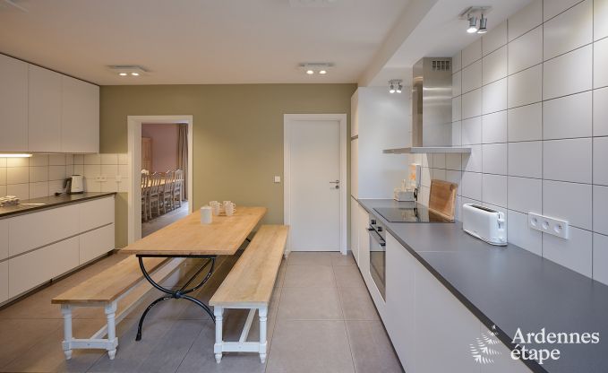 Maison de vacances � Vencimont pour 17 personnes en Ardenne