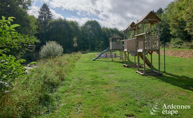 Maison de vacances � Vencimont pour 17 personnes en Ardenne