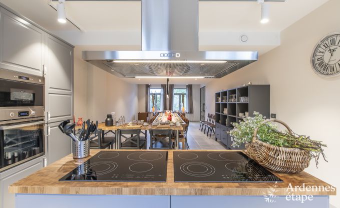 Maison de vacances � Vencimont pour 20 personnes en Ardenne