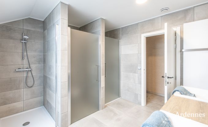 Maison de vacances � Vencimont pour 20 personnes en Ardenne