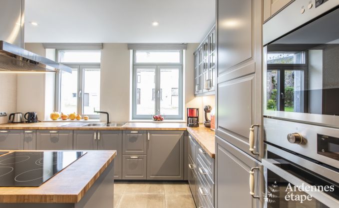 Maison de vacances � Vencimont pour 20 personnes en Ardenne