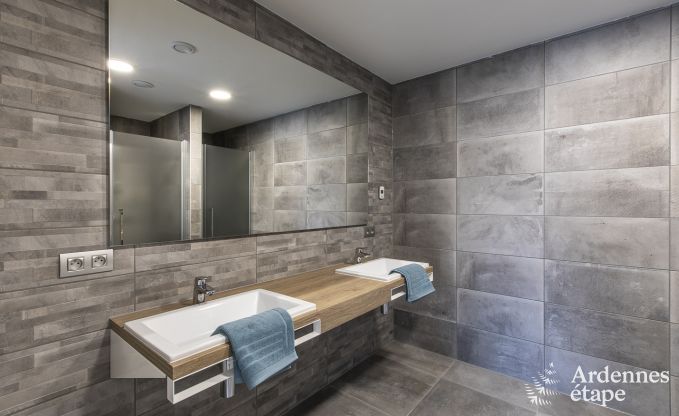 Maison de vacances � Vencimont pour 20 personnes en Ardenne